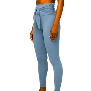 Lululemon Light Blue Wrap- Waist Leggings- SIZE 6